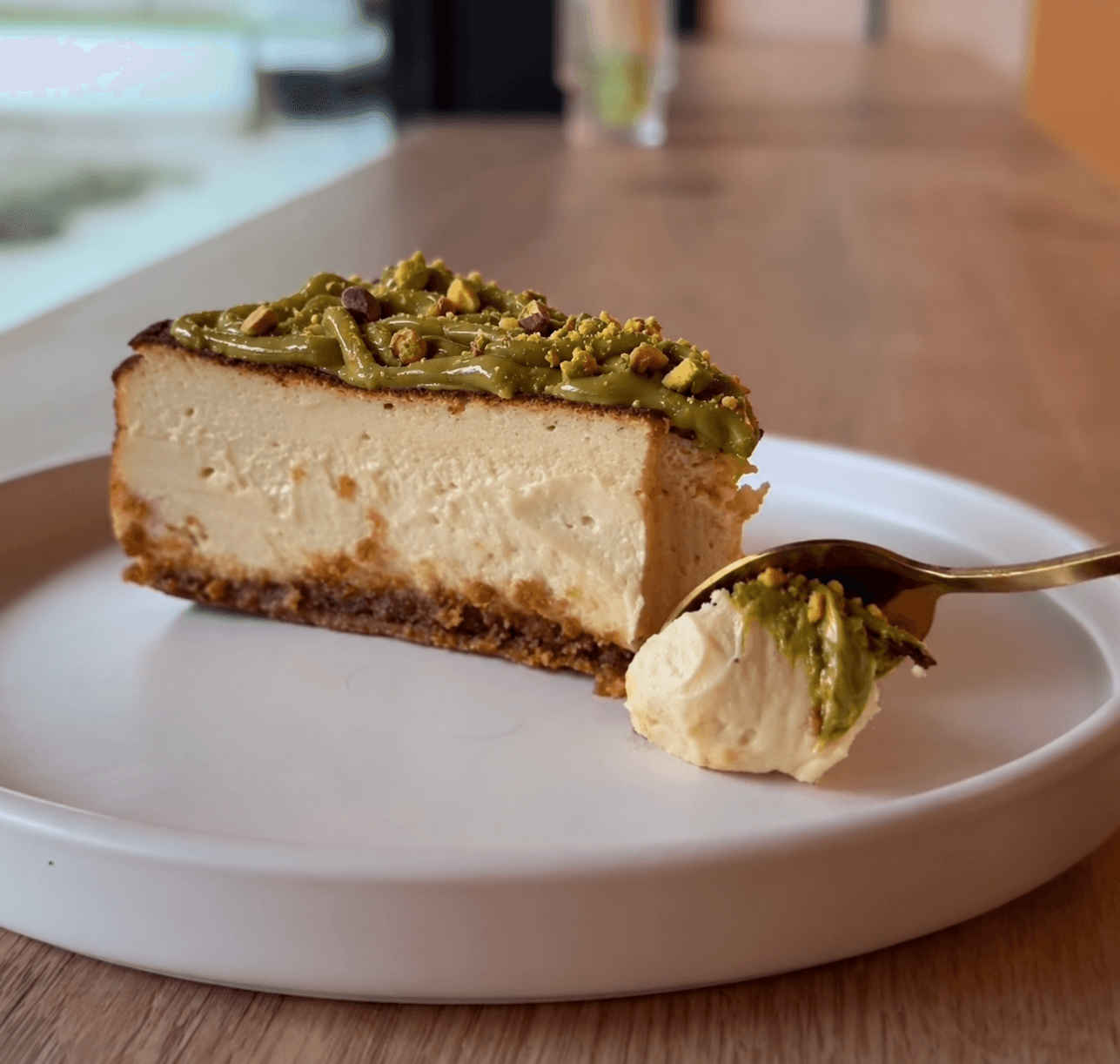 Pistachio cheesecake